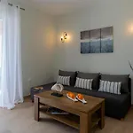 Apartament Sofia's 4u